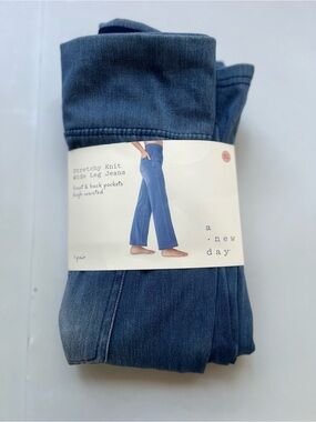Women's High Waist Wide Leg Stretchy Knit Jeans with Front and Back Pockets